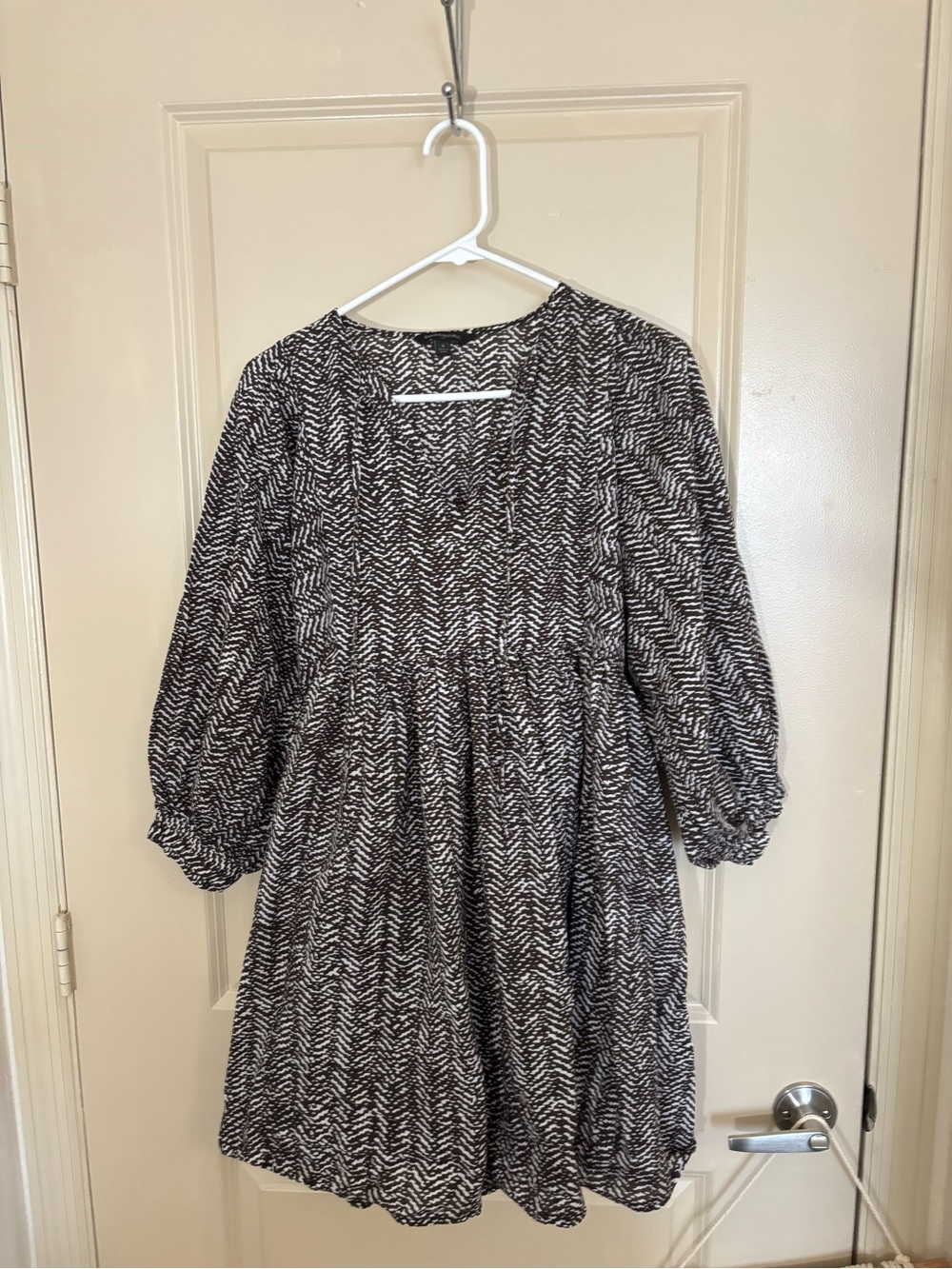 Banana Republic Black and White Printed Midi Dress